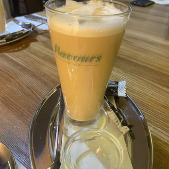 Flavours - Dirty Chai Tea - International Near Me - Lauterbrunnen, BE