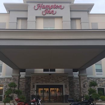 Hampton Inn Locust Grove - Front of hotel with sign - Hotels Near Me - Locust Grove, Georgia