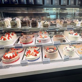 Paris Baguette - Coffee & Tea Near Me - Chino Hills, California Paris Baguette - Coffee & Tea Near Me - Chino Hills, California