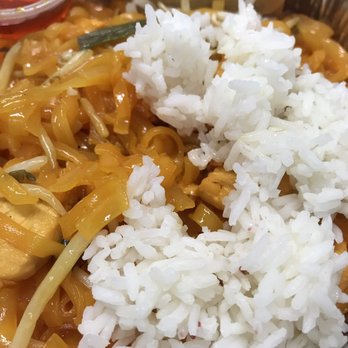 Melanee Thai - Paul suggested trying pad Thai with white rice - Thai Near Me - Los Angeles, California Melanee Thai - Paul suggested trying pad Thai with white rice - Thai Near Me - Los Angeles, California