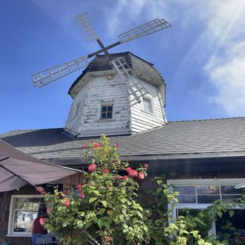 Windmill Cafe - Windmill Cafe - Cafes Near Me - Santa Cruz, California