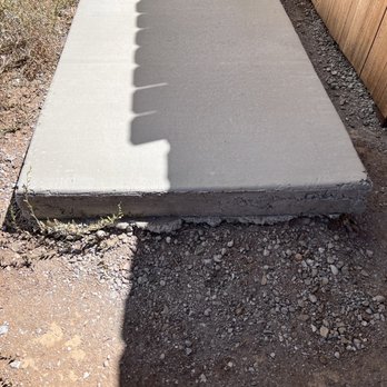 C4 Landscaping - End of walkway (close-ups of the corner of this) - Landscaping Near Me - Linden, California C4 Landscaping - End of walkway (close-ups of the corner of this) - Landscaping Near Me - Linden, California