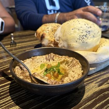 Sotogrande - Hummus with pita - Spanish Near Me - Fort Lauderdale, Florida Sotogrande - Hummus with pita - Spanish Near Me - Fort Lauderdale, Florida