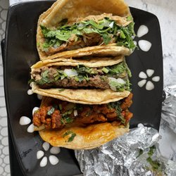 Taco & Burrito Place - Very good tacos