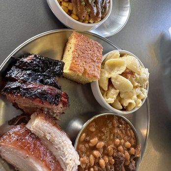 Easy ‘Que - Brisket | Pork belly | Cornbread | Mac & cheese | Baked Beans | Mexican corn - Barbeque Near Me - Kailua, Hawaii