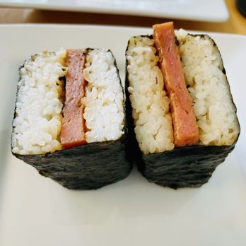 Da Kitchen Maui - Spam musubi - Hawaiian Near Me - Kihei, Hawaii Da Kitchen Maui - Spam musubi - Hawaiian Near Me - Kihei, Hawaii