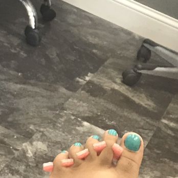 Lovely Nails - Nail Salons Near Me - Akron, Ohio