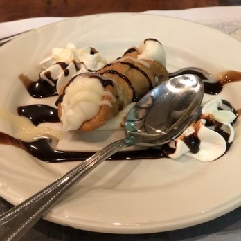 Carlucci's Grill - West Windsor - Mini Cannoli - Italian Near Me - Princeton Junction, New Jersey Carlucci's Grill - West Windsor - Mini Cannoli - Italian Near Me - Princeton Junction, New Jersey