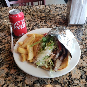 Christina's Cafe - Mediterranean Near Me - Pompano Beach, Florida