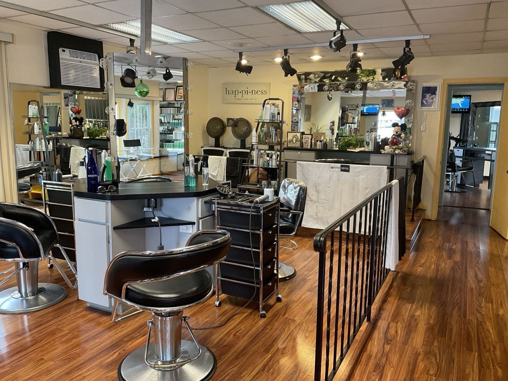 The Tommy Serra Salon Image