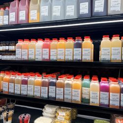 Brothers Farmers Market of Davie - Fresh juices