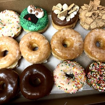 AM Donut & Yogurt - Yummy Mix Dozen - Donuts Near Me - Monrovia, California