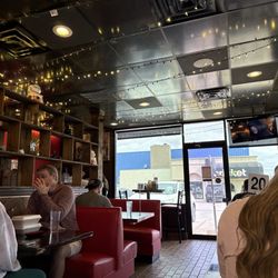 Go Fish modern japanese kitchen - Interior