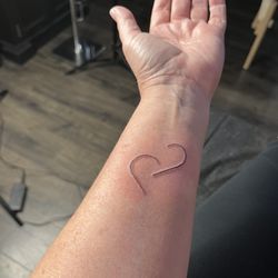 Manor No 9 - Unconnected heart