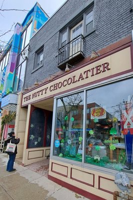 Nutty Chocolatier by null