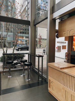 Kudedon Chirashi Bowl Restaurant by null