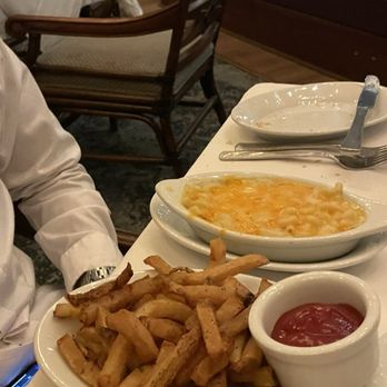 Ruth's Chris Steak House - Kids menu macaroni and cheese with fries - Steakhouses Near Me - Destin, Florida Ruth's Chris Steak House - Kids menu macaroni and cheese with fries - Steakhouses Near Me - Destin, Florida
