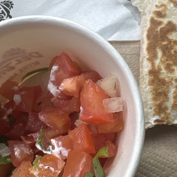 Wendy's - Paid for pico de gallo and got pretty much tomatoes. No jalapeño what so ever , plus a chinsy quesadilla. I'm just like wow right now. - Fast Food Near Me - Henderson, Nevada Wendy's - Paid for pico de gallo and got pretty much tomatoes. No jalapeño what so ever , plus a chinsy quesadilla. I'm just like wow right now. - Fast Food Near Me - Henderson, Nevada