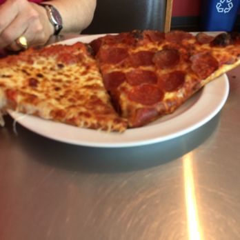 Bellagio's Pizza - Pizza Near Me - Wilsonville, Oregon