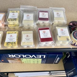 Marthorn’s Home Goods Liquadators - Wax melts, candles, window blinds...