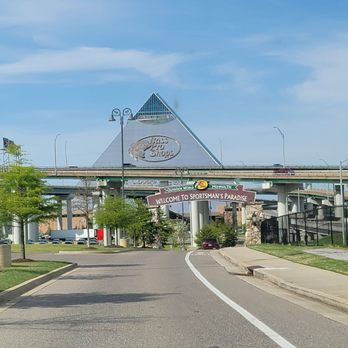 Bass Pro Shops - View driving up - Outdoor Gear Near Me - Memphis, Tennessee Bass Pro Shops - View driving up - Outdoor Gear Near Me - Memphis, Tennessee