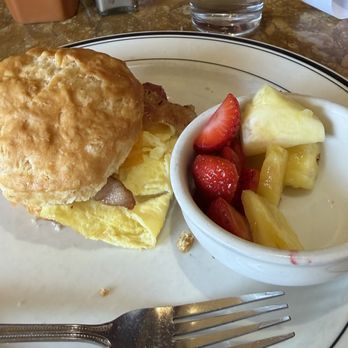Mimi's Cafe - Breakfast sandwich - Breakfast & Brunch Near Me - Las Vegas, Nevada