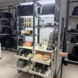Tumi