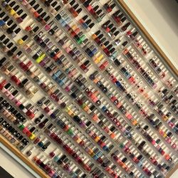 Mivy Nails Lounge - Nail polish to choose from