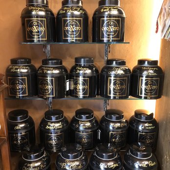 Oronero - Gorgeous tea tins - Cafes Near Me - Florence, FI