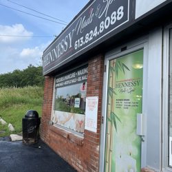 Hennessy Nails & Spa - Outside of Hennessy Nails & Spa