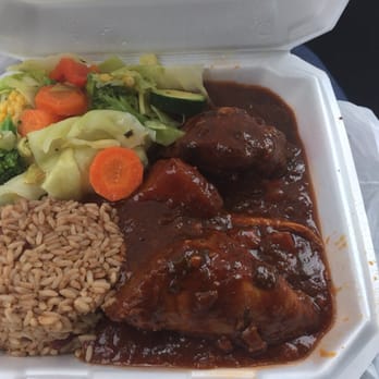 Reggae Hut - Stew chicken plate $12 - Caribbean Near Me - Houston, Texas Reggae Hut - Stew chicken plate $12 - Caribbean Near Me - Houston, Texas