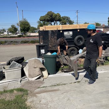 Helpful Hauler - Haul - Junk Removal & Hauling Near Me - Anaheim, California Helpful Hauler - Haul - Junk Removal & Hauling Near Me - Anaheim, California