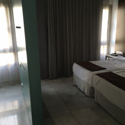 Hotel Mercure - Nice bedroom