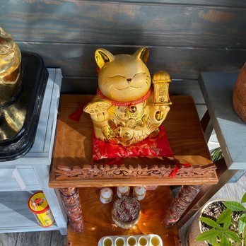 iPho Sushi Kitchen & Bar - a cat statue on a table - Sushi Bars Near Me - Knightdale, North Carolina iPho Sushi Kitchen & Bar - a cat statue on a table - Sushi Bars Near Me - Knightdale, North Carolina