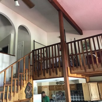 River Run Villas - Upstairs loft with bathroom - Vacation Rentals Near Me - Rio Frio, Texas River Run Villas - Upstairs loft with bathroom - Vacation Rentals Near Me - Rio Frio, Texas