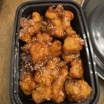 MiYa Chinese - Sesame Chicken - Chinese Near Me - Dallas, Texas