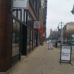 Mainstream Boutique - Milwaukee - Mainstream Boutique is at home next to Bangles & Bags on Broadway Street in the Historic Third Ward.
