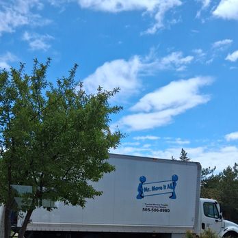 Mr Move It All - The Mr Move It All truck at work - Movers Near Me