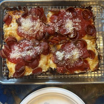 Gibroni's Pizza - Double pepperoni pizza - Pizza Near Me - San Clemente, California Gibroni's Pizza - Double pepperoni pizza - Pizza Near Me - San Clemente, California