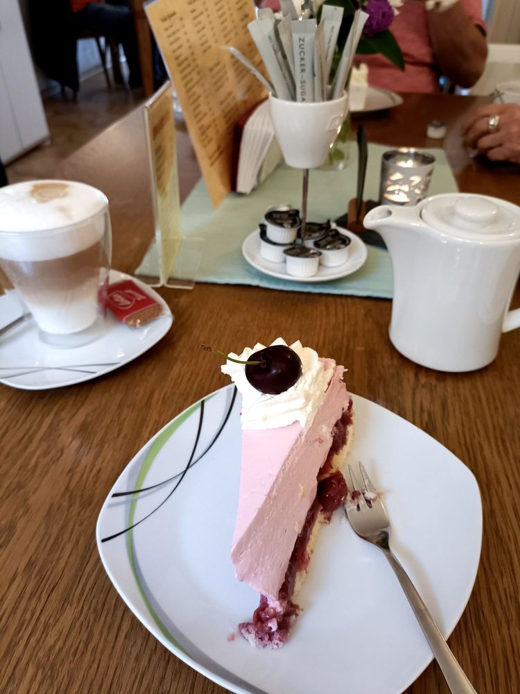 MEIN KLEINES CAFE - Sebastian-Kneipp-Str. 10, Bad Endbach, Hessen, Germany - Cafes - Restaurant ...