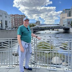 Swift Passport & Visa Services - River in Reno