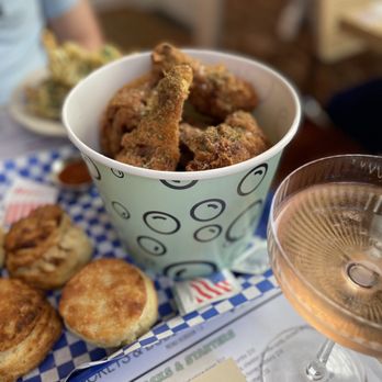 Bunny's Buckets & Bubbles - Chicken Shop Near Me - Baltimore, Maryland