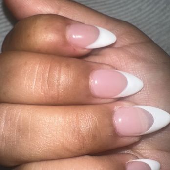 Queen Nails and Lash - the index finger she cut - Nail Salons Near Me - Carson, California Queen Nails and Lash - the index finger she cut - Nail Salons Near Me - Carson, California