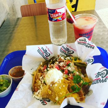Pappasitos Cantina - Meatless Nachos w/ a Strawberry Margarita - Tex-Mex Near Me - Houston, Texas Pappasitos Cantina - Meatless Nachos w/ a Strawberry Margarita - Tex-Mex Near Me - Houston, Texas