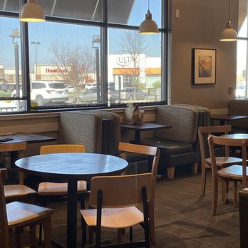 Panera Bread - Seating and Dining area - Sandwiches Near Me - Richmond, Kentucky Panera Bread - Seating and Dining area - Sandwiches Near Me - Richmond, Kentucky