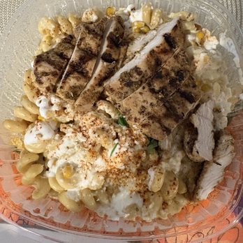 Union Grill & Tap - Elote Mac and Cheese with add grilled chicken - Gastropubs Near Me - Gilbert, Arizona Union Grill & Tap - Elote Mac and Cheese with add grilled chicken - Gastropubs Near Me - Gilbert, Arizona