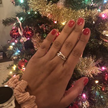AURA Nail Bar - Christmas red gel - Waxing Near Me - Dallas, Texas