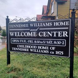 Tennessee Williams Welcome Center