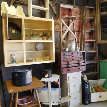 Eclectic Charm, LLC - Antiques Near Me - Manhattan, Kansas