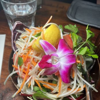 Lemongrass Brooklyn - Thai Near Me - Brooklyn, New York